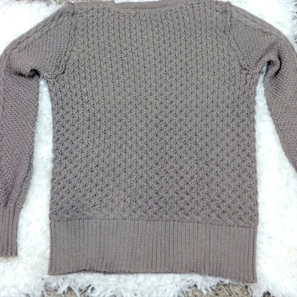 Paper Crane Grey Cable Knit Sweater Women's Medium M Crew Neck Classic Neutral - Picture 2 of 6